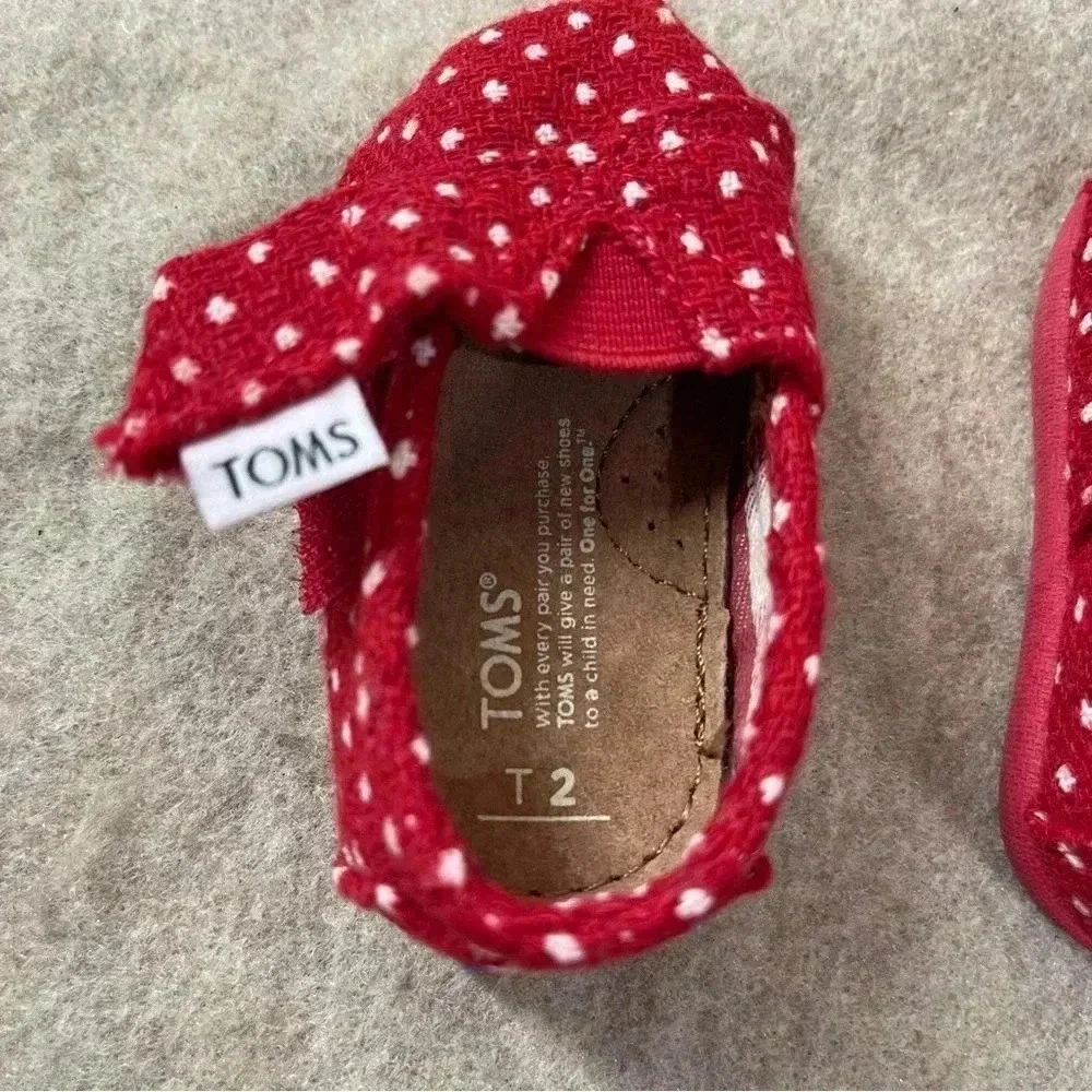 TOMS Baby Crib Shoes Red White Slip On Flats Infant size 2